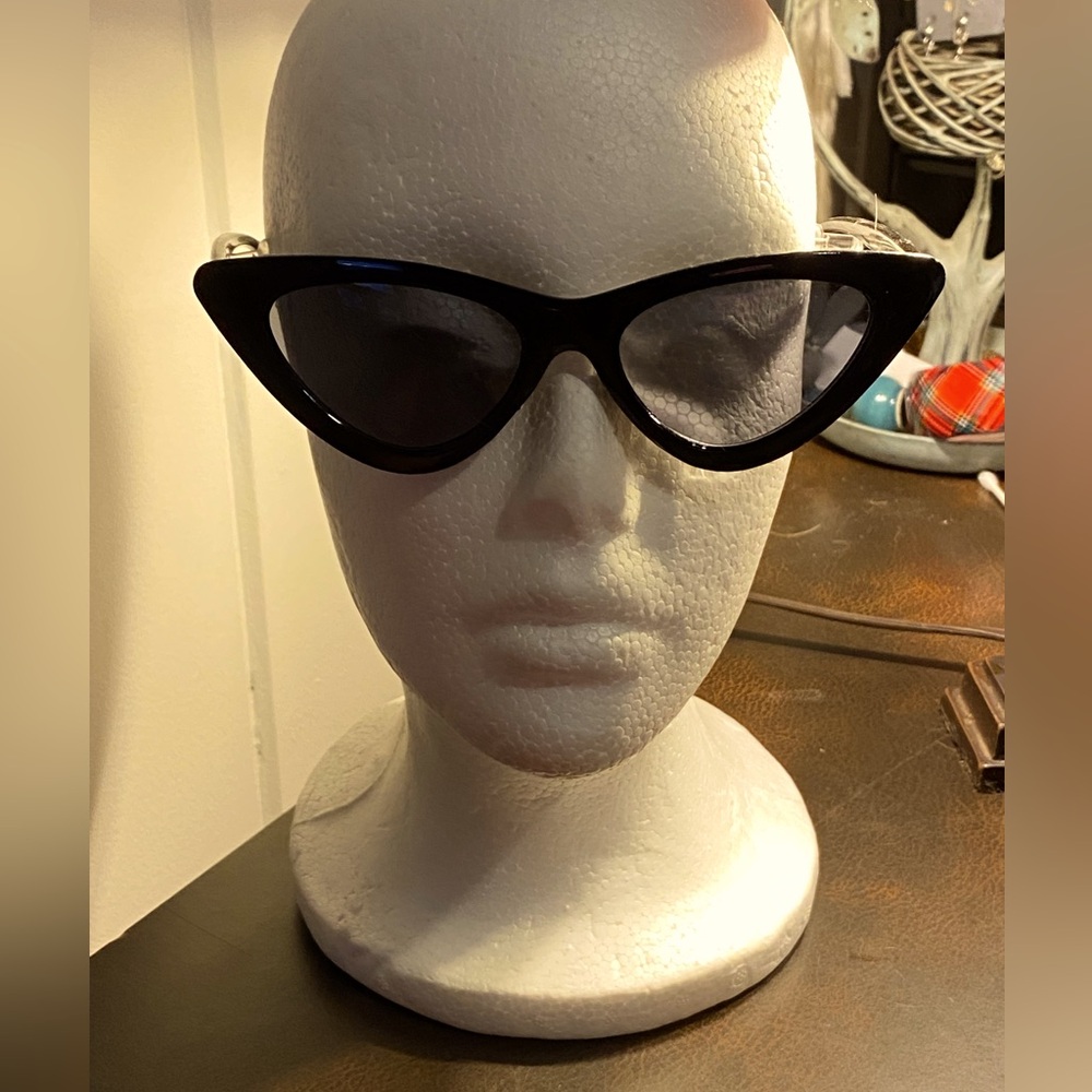 SALE 5/$25 VTG black lucite cat eye sunglasses,glossy finish,dark gray lenses
